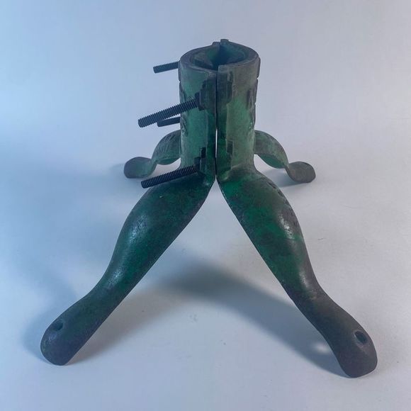 1930’s Cast Iron Christmas Tree Stand - Picture 6 of 9